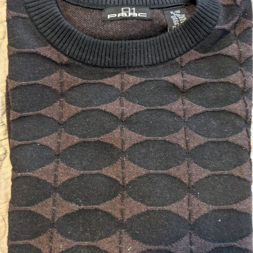 Men's wool blend sweater size XL